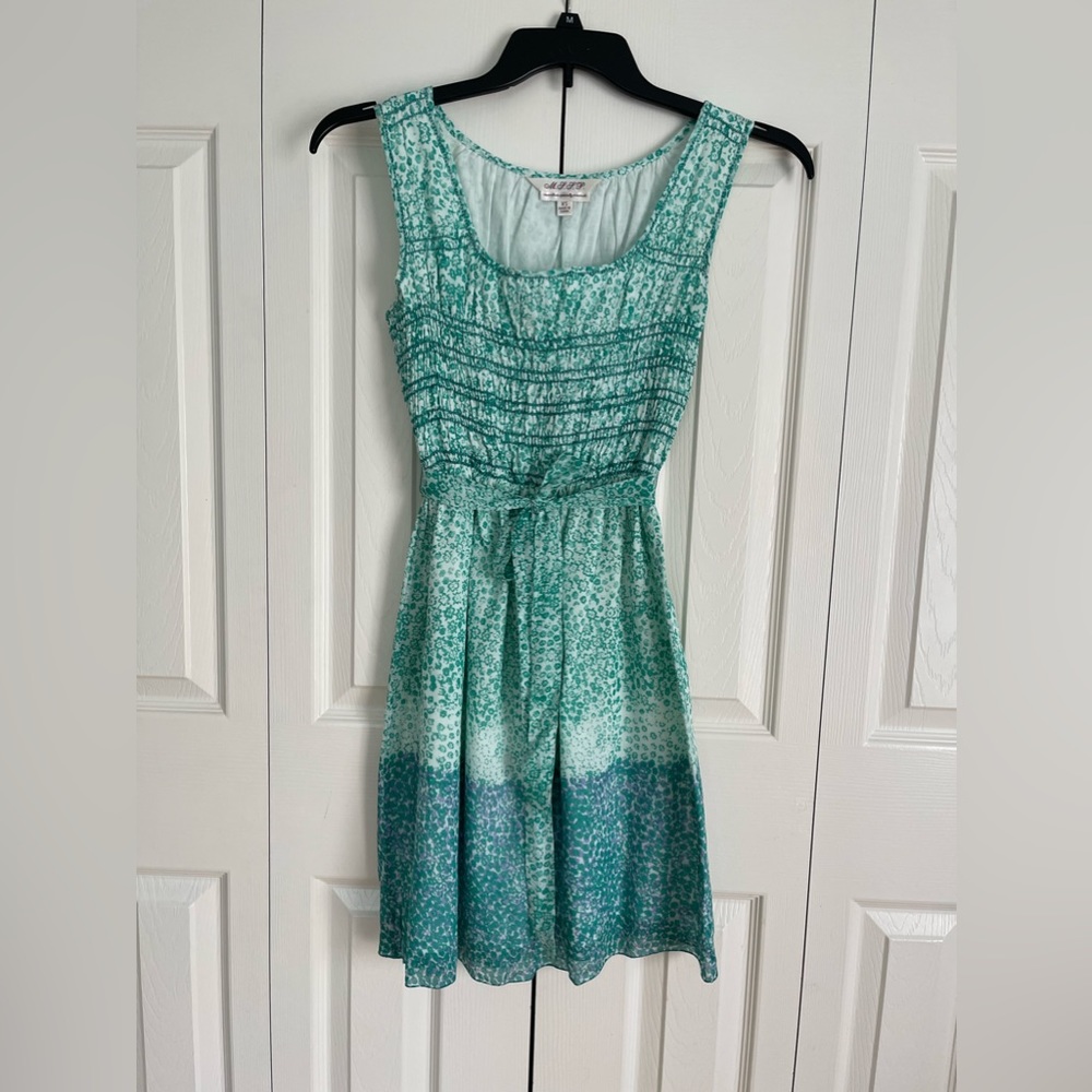 Easy summer dress💚🩵🤍